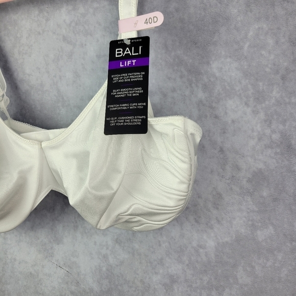 Bali® Live It Up® Full-Figure Seamless Underwire Bra Size 40D In white - Picture 5 of 13